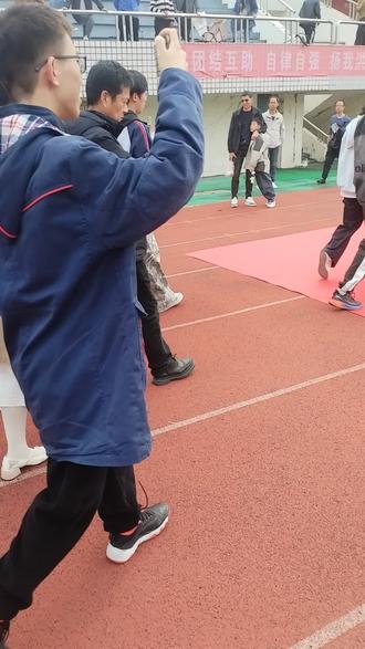 一镜到底原音原画感受洪湖一中2026届高三成人礼。#洪湖一中#成人礼