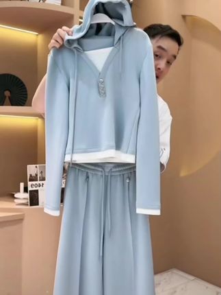 【亮哥女装】2025秋冬新品《水澜轻影》水蓝色假两件连帽套装6212-K8