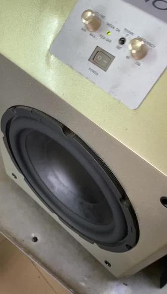 Denon/天龙 S10有源重低音炮 10寸 钢琴漆 家庭影院重低音炮,效果好 原装无修正常使用 实打实的结实
