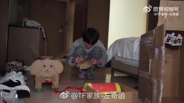 这次策划真的太好了,看哭了😭
祝小左生日快乐!
#TF家族 #左奇函