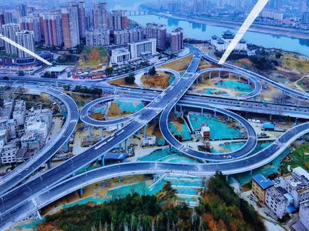 也来三桥新立交转一转#为建设者鼓掌