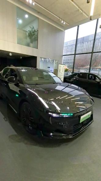 今天开领克10EM-P的后备箱 #领克10emp