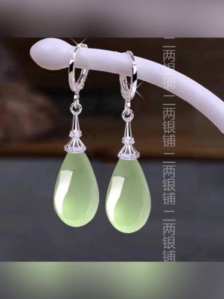 #上热门 #精美耳饰 #925银耳钉 #贵里贵气的小饰品盘点 #高级感耳环耳钉推