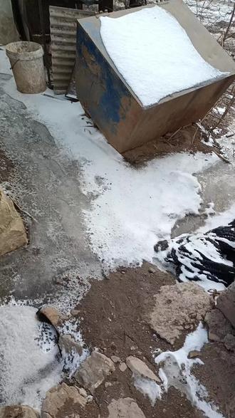 春节娱乐项目炸狗盆#农村生活 #炸狗盆 #点炮 #生活百态