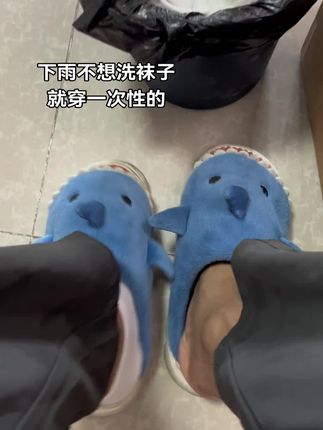 袜子怎么也洗不干净,不如试试一次性袜子吧,一换一丢方便好用,而且还便宜省事,#超便宜超划算#一次性袜子