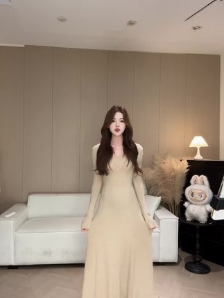 【气质人鱼】早秋新款羊毛披肩连衣裙收腰显瘦垂感打底长裙套装#休闲穿搭 #ootd穿搭 #早秋穿搭 #羊毛披肩#长裙套装