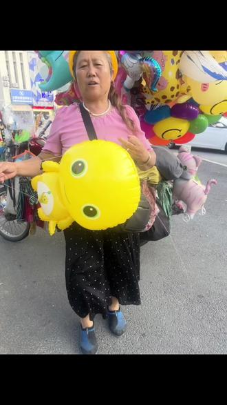 你终于是我的了,
#奶龙表情包