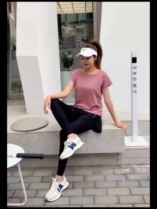 瑜伽服女2025夏新款大码健身运动透气圆领户外休闲跑步运动健身服 #瑜伽服也能搭出时尚感 #可外穿晨跑运动服女