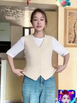 #西装马甲 #外搭叠穿马甲 #短款背心马甲 #甜美穿搭 #春秋新款