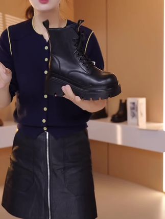 #宝藏鞋子 #女鞋推荐 2025年秋季新款马丁靴女士英伦风厚底8厘米时尚百搭网红爆款短靴