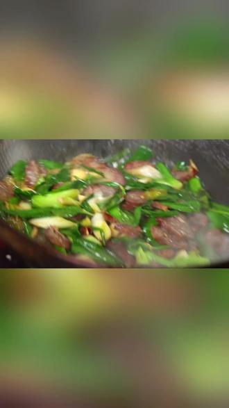 从被全家嫌弃,到抢着吃!我只改了这一步,香肠调味的秘诀! #家的味道 #美食故事 #香肠怎么做