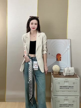 不被定义庆幸自由,你可以是任何样子#高级感穿搭 #今天穿什么 #每日分享 #女装 #显瘦显高显腿长
