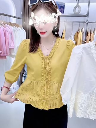 #春秋穿搭 #洋气小衫 #衬衫推荐 #减龄气质 #谁穿谁好看