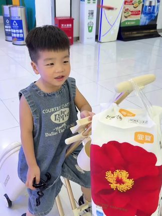 来大活动啦!限时破价一天!快来薅#宜婴 红遇山茶纸尿裤!又薄又软又透气!太适合宝宝穿啦#尿不湿拉拉裤 #萌娃必备屁粮#尿不湿推荐 #好用不贵