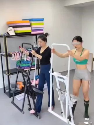 如果你能坚持每天爬楼30分钟,再大的肚子也能拥有腹肌马甲线#多功能爬楼机 #室内健身 #居家健身有新招 #好身材练起来