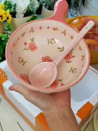高颜值高品质6英寸春日手柄碗,吃面嗦粉都可以,还是陶瓷釉下彩工艺,家里的微波炉洗碗机都能进 #高颜值高品质 #开箱 #颜值餐具 #釉下彩高温瓷 #泡面碗