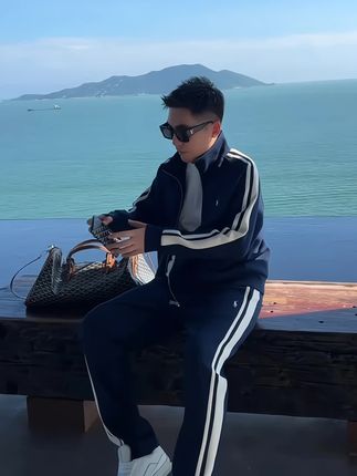 条纹套装#谁穿谁帅 #潮男穿搭 #时尚休闲套装