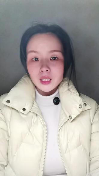 3天涨粉将近200万,她的爆火不是偶然,而是藏在心底的那份真实感,而是源于生活的真实感,而不是那些被设计的剧本。#重庆呆呆 #这么诚实的姑娘不好找啊 #剖猪宴 #单人随拍 #抖音推广 @抖音小助手 @呆呆