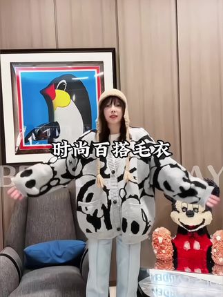 #ootd穿搭 #潮牌女装 #vlog时尚 #卫衣穿搭 #潮人穿搭