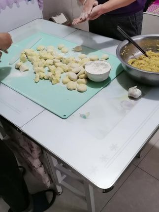 现在吃点酸菜馅饺子挺好
