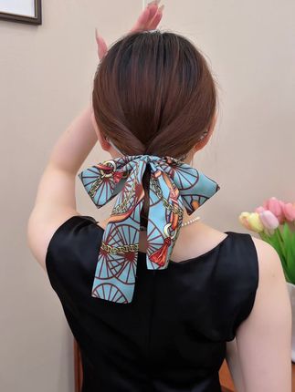 #发箍这样戴好美 #精美发饰推荐 #头饰发饰 #发箍 #打卡一个新look