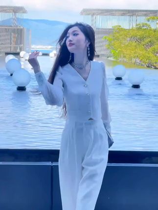 格润雅2025秋季轻奢气质女神范套装裤女新款轻熟风时尚显瘦两件套#穿出高级感 #这也太好看了