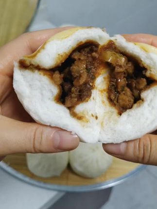 省事又好吃手工鲜肉包