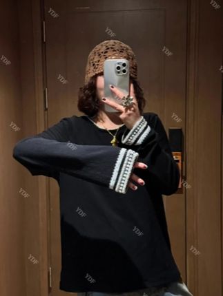 欧货高品质重工设计,撞色拼接百搭上衣#上衣 #百搭上衣太好看了人手必备一件 #辣妹穿搭 #轻奢女装 #时髦穿搭