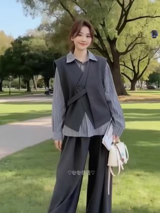#时尚穿搭 #套装两件套 #套装穿搭