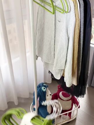 【磨砂质感特粗护衣】新品成人哑光衣架轻奢防滑加粗家用无痕晾衣撑#衣架 #哑光衣架 #家用无痕衣架 #衣架推荐