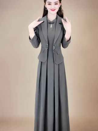 2025年春季新款气质显瘦国风盘扣西装外套背心裙新中式两件套装女