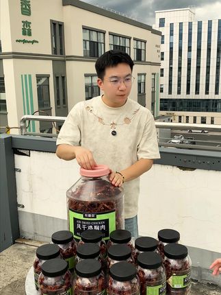 农香森源头工厂,让你吃到纯肉纯鸡胸肉做的 #鸡肉干 #零食 A
