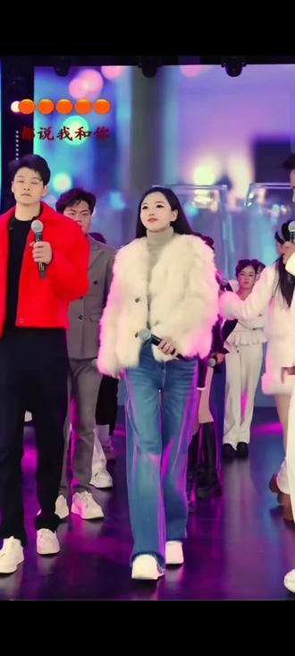 可乐优秀👍太好看了💞#金童玉女 #完美组合 #可乐夫妇 #绝配 #太养眼了 @🍏情歌可儿尊师小涛16.17.18婚礼 @琪乐尊师情歌小涛婚礼1月161718号