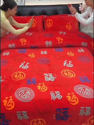 #牛奶绒四件套 #床上用品 #家纺床上用品 #保暖又好看 #双面绒四件套 @DOU+小助手 @抖音小助手 @DOU+上热门