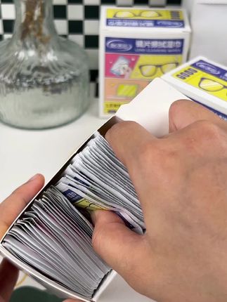 9块9到手三盒300片眼镜擦拭湿巾!简直太划算了#眼镜湿巾 #擦眼镜湿巾 #镜片清洁 #实用好物 #超便宜超划算