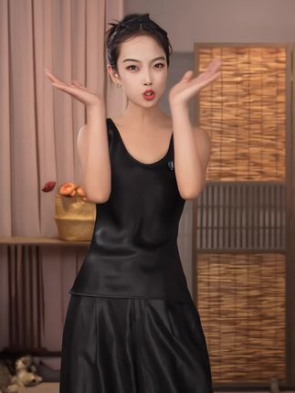 #品质女装 #背心 #显瘦穿搭 #时尚百搭 #高级感穿搭