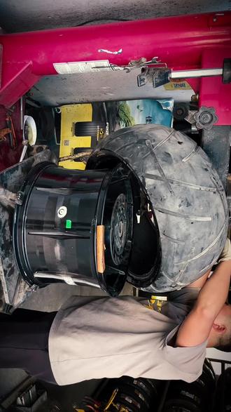 #燎700 奔达燎700后轮胎 补胎