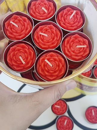 闽南人都喜欢的莲花造型红色酥油灯,莲花造型栩栩如生,#好东西一起分享 #闽南人#酥油灯#蜡烛