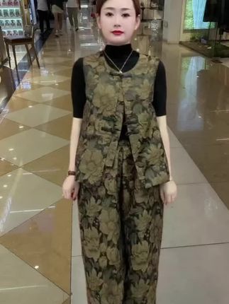 高档提花盘扣马甲两件套春夏大码休闲无袖坎肩背心马夹花苞裤套装