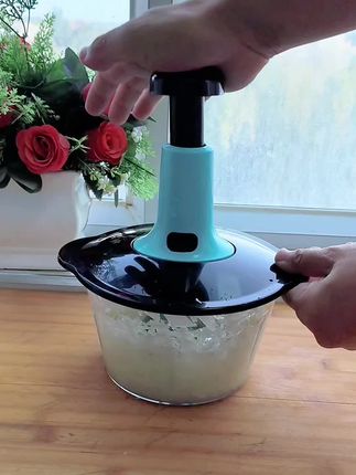 大家都在用的宝宝辅食搅拌器,#绞肉机 #手动绞肉机#厨房必备神器