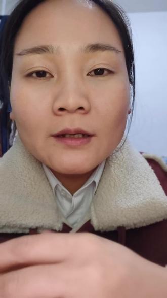 #小偷太猖狂 家里遭了贼,门锁没有被撬动的痕迹,丟的东西虽然有价,但安全感碎了一地。提醒各位朋友,年底了一定要注意防范小偷,家里有条件一定要装监控器。@长沙警事