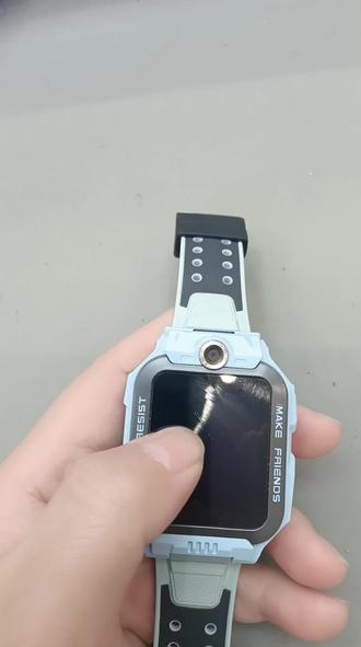 屏幕划伤怎么办?
#小天才电话手表#免费贴膜#贴心服务#武汉小天才