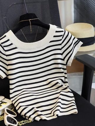 休闲百搭显瘦短袖 #短袖##短袖t恤 #显瘦穿搭 #时尚 #好物推荐🔥 @DOU+小助手 @巨量千川