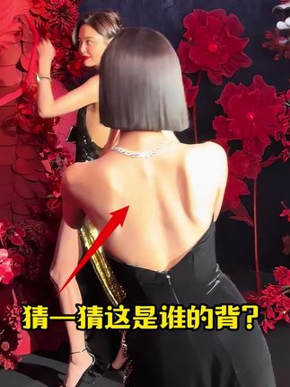 开肩美背做这套动作就够了!#弹力带薄背 #开肩薄背 #瘦后背