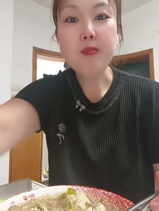 #美食视频 #简单家常 酒与故事#人参枸杞酒 #好喝不贵 #美食