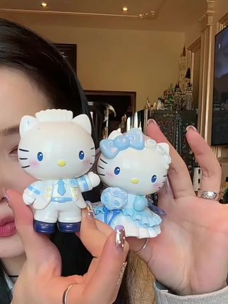 很幸福的一对kt和丹尼尔 #玩具 #hellokitty#三丽欧#大人也要玩玩具