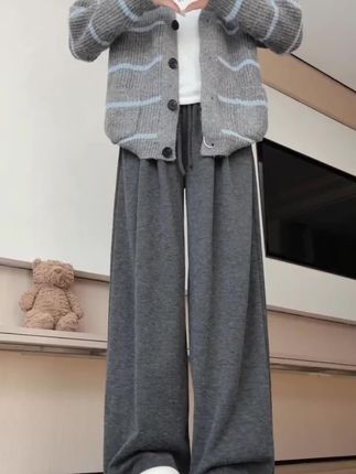 没有束缚感 没有束缚感 这裤子真的太舒服啦!!!#时尚穿搭时尚穿搭时尚 #时尚搭配服装 #穿搭分享每一天 #ootd穿搭推荐 #今日穿搭