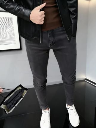#会穿搭的男生有多加分 #显高显瘦显腿长 #百搭裤子 #ootd 穿搭 #男生穿搭