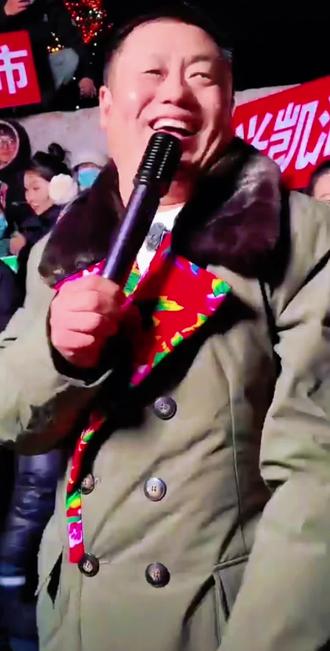 宋晓峰到达密山航空公园 现场老热情了#宋晓峰#兴凯湖