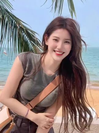 黑色渐变微喇牛仔裤女2025秋季新款高腰设计感修身显高喇叭长裤#长裤#牛仔裤#秋季#设计感#高腰